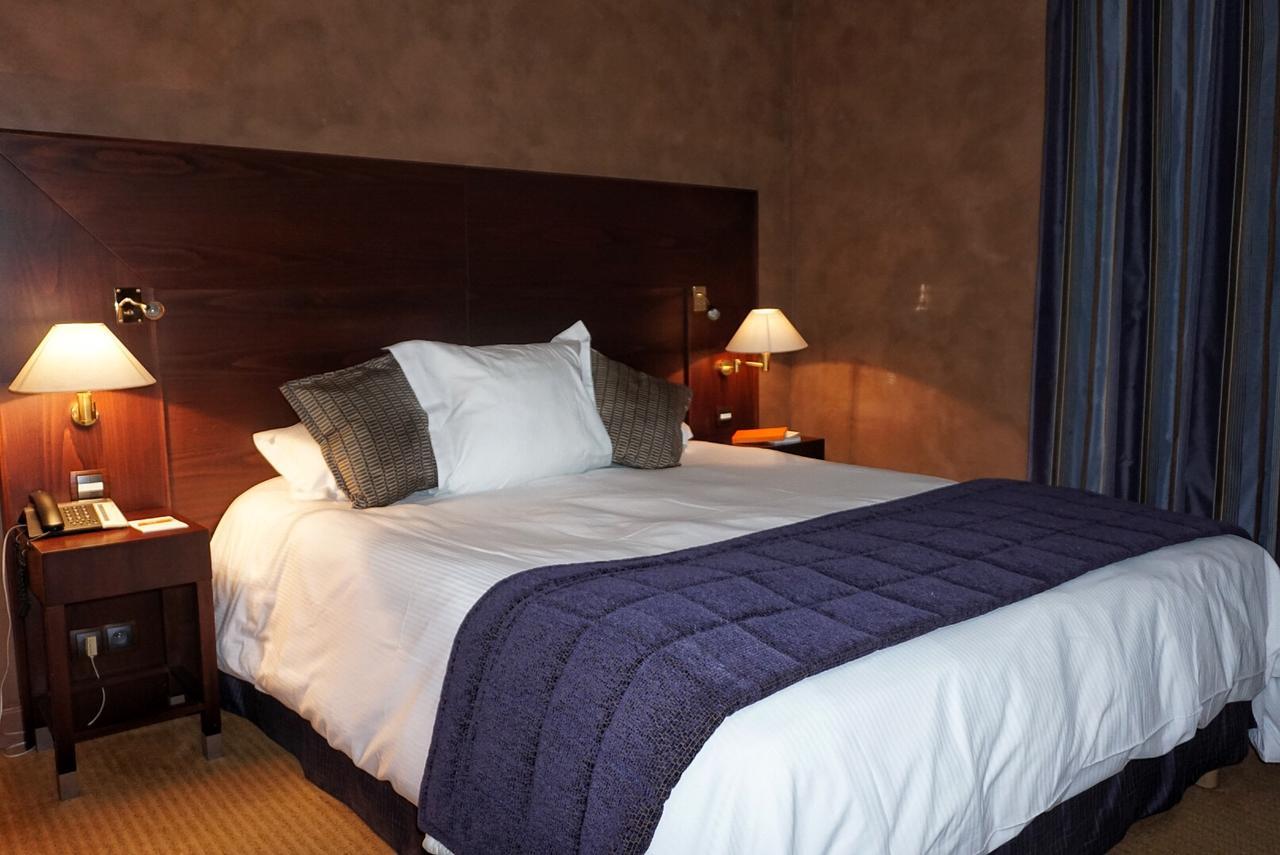 Hotel & Restaurants - Maison Chabran Pont-de-l'Isere ภายนอก รูปภาพ